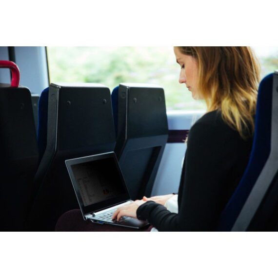 targus-privacy-screen-116-widescreen-169-asf116w9eu-60-2-2.jpg